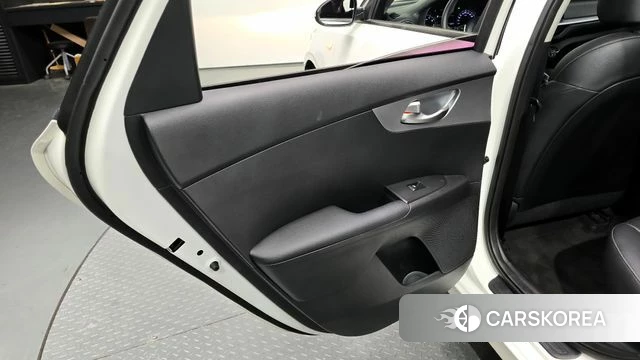 Kia The New K3 2nd generation id 4195664 из Кореи 17