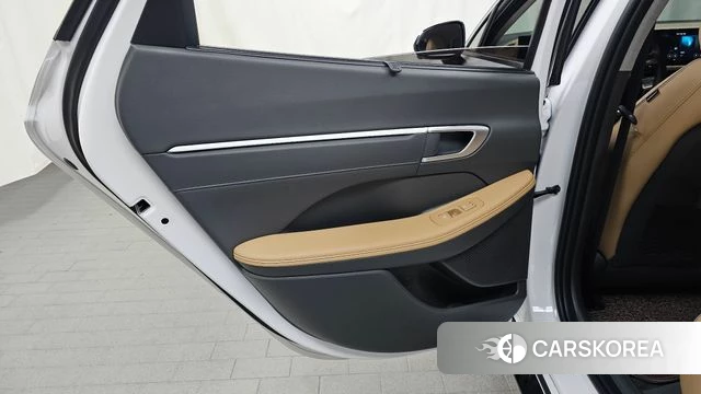 Hyundai Sonata D Edge (DN8) id 4847353 из Кореи 17