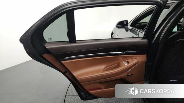 Genesis G90 id 4250163 из Кореи 17