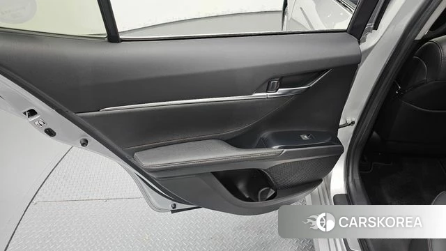 Toyota Camry (XV70) id 4508616 из Кореи 17