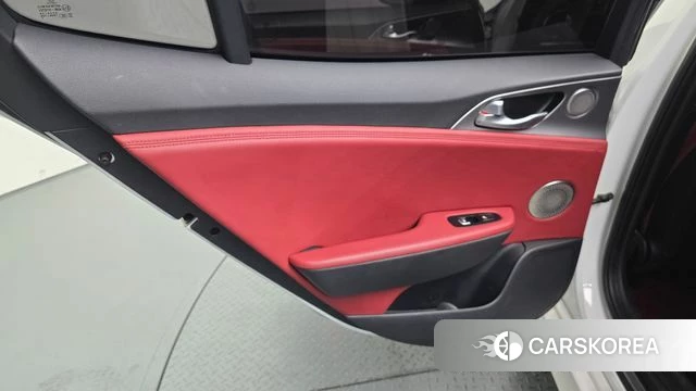 Kia Stinger id 4642664 из Кореи 17