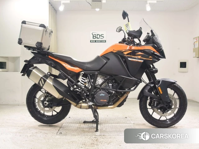 Проданный KTM 1090 ADVENTURE 2017 из Японии