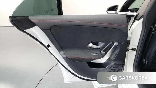 Mercedes-Benz CLA-Class C118 id 4388803 из Кореи 17