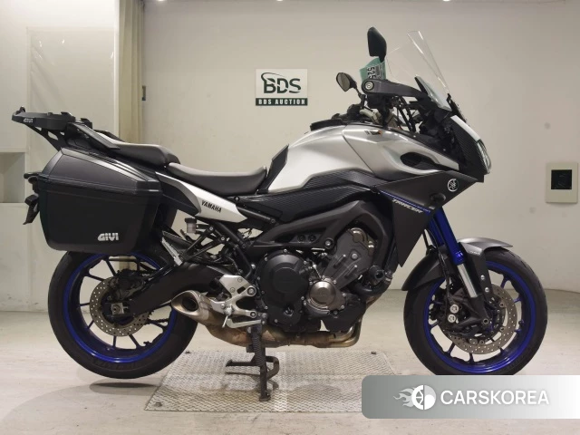 Проданный Yamaha MT-09 2015 из Японии
