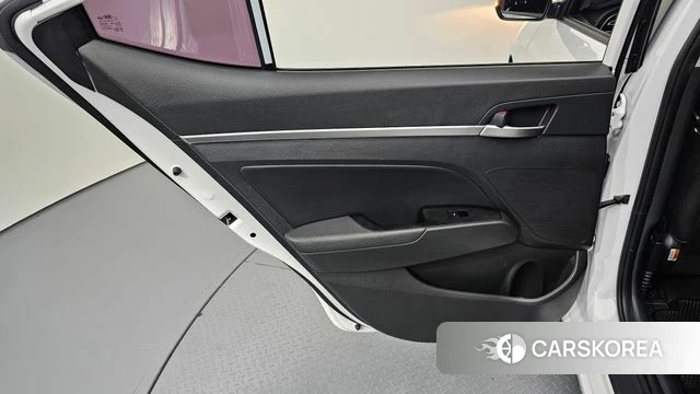 Hyundai The New Avante AD id 4447115 из Кореи 17