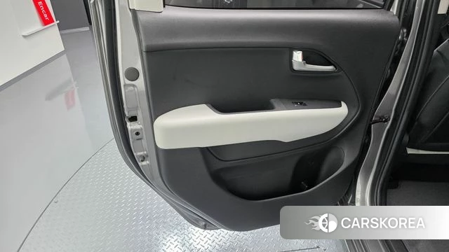 Kia The New Kia Ray EV id 4222847 из Кореи 17