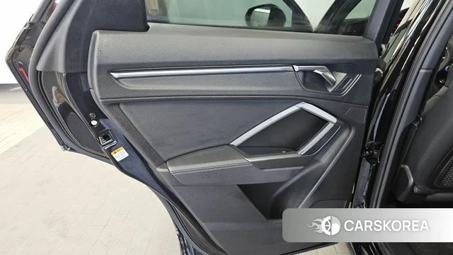 Audi Q3 (F3) id 4494576 из Кореи 17