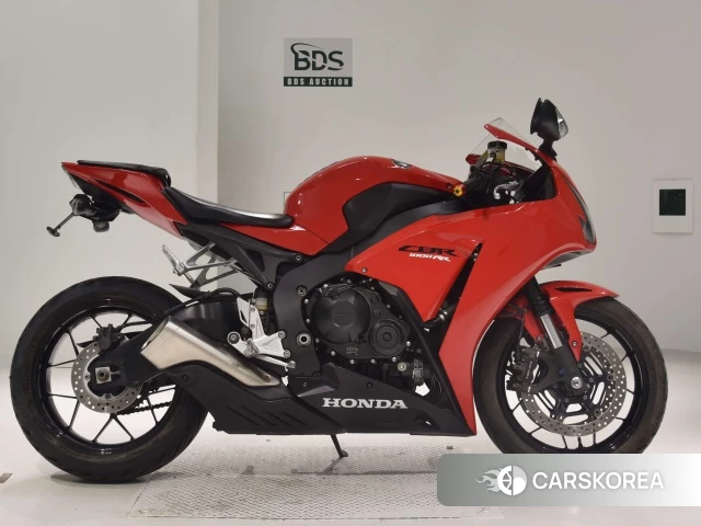 Проданный Honda CBR1000RR 2021 из Японии