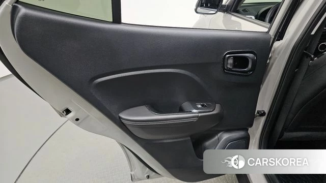 Hyundai Venue id 4702681 из Кореи 17