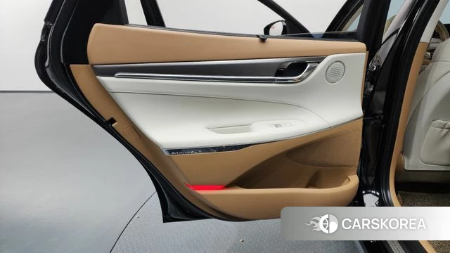 Hyundai The New Grandeur IG id 4338920 из Кореи 17