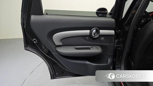 Mini Cooper S Clubman id 4308707 из Кореи 17