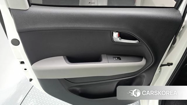 Kia The New Kia Ray EV id 4691561 из Кореи 17