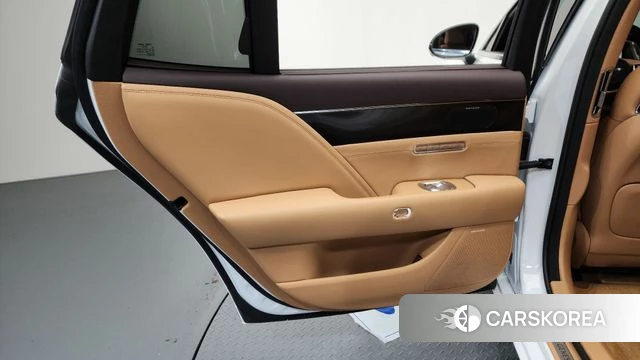 Genesis G90 (RS4) id 4462655 из Кореи 17