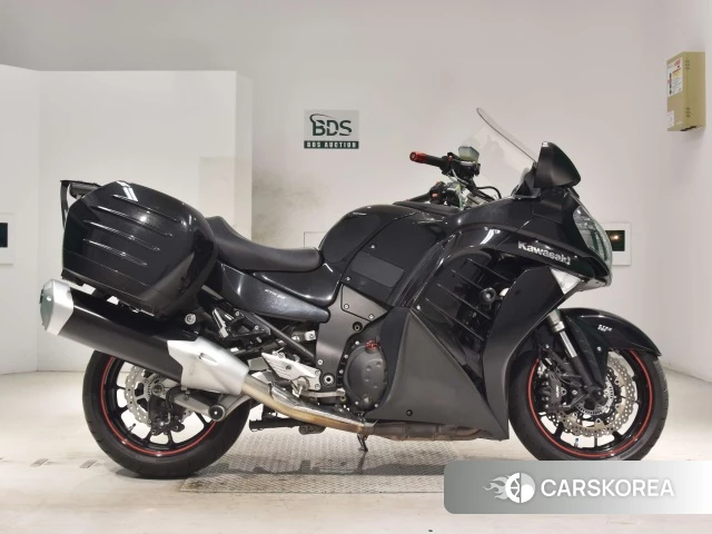 Проданный Kawasaki 1400GTR 2013 из Японии