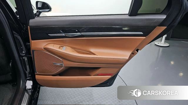 Genesis G90 id 4345222 из Кореи 17