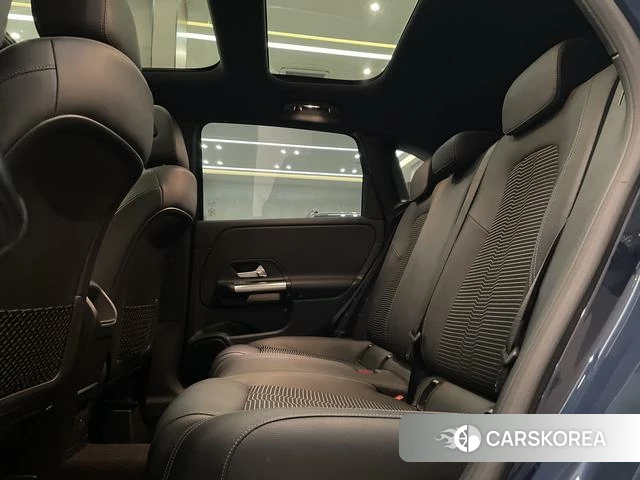 Mercedes-Benz Class B id 4273728 из Китая 17