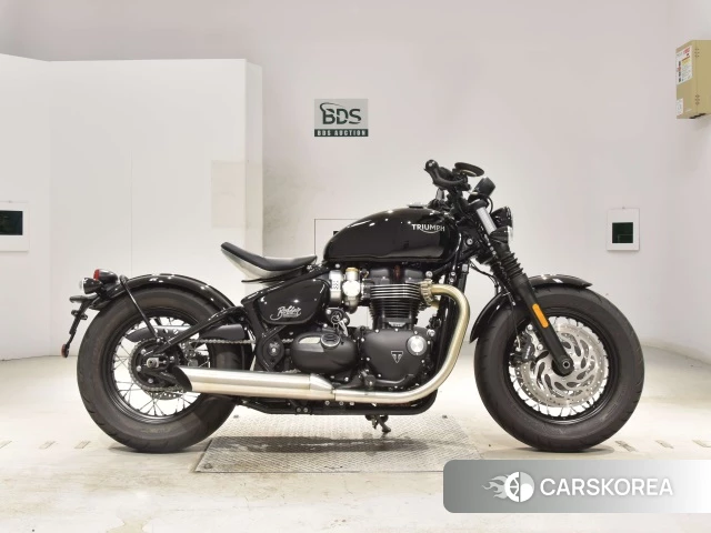 Проданный Triumph BONNEVILLE BOBBER 2023 из Японии