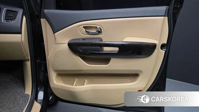Kia The New Carnival id 4471489 из Кореи 17