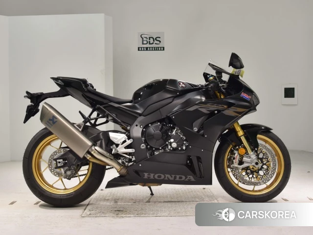 Проданный Honda CBR1000RR-R FIREBLADE SP 2023 из Японии