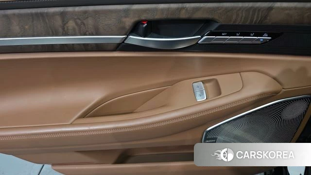 Genesis G90 id 4614592 из Кореи 17