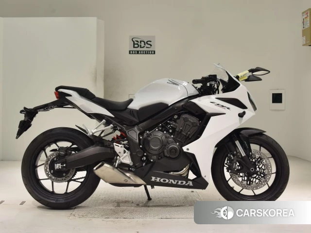 Проданный Honda CBR650R 2024 из Японии