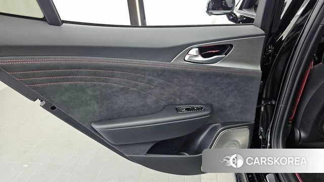 Kia Stinger Meister id 4793597 из Кореи 17