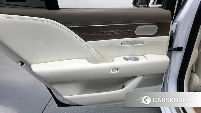 Genesis G90 (RS4) id 4249152 из Кореи 17