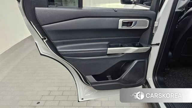 Ford Explorer 6th Generation id 4495991 из Кореи 17