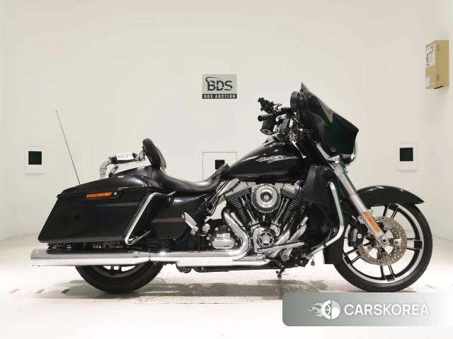 Проданный Harley-Davidson Street Glide FLHX1690 2014 из Японии