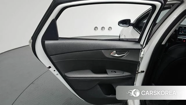 Kia Come New K3 id 4476789 из Кореи 17