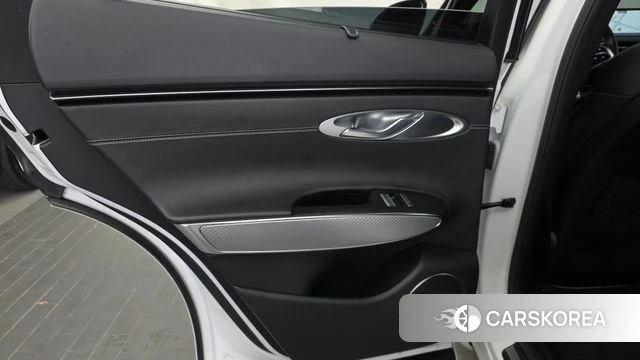 Genesis GV70 id 4793513 из Кореи 17