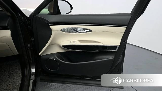 Genesis GV70 id 4343223 из Кореи 17