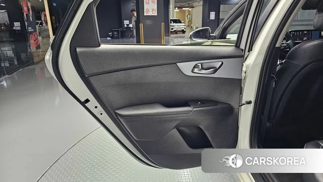 Kia The New K3 2nd generation id 4202520 из Кореи 17