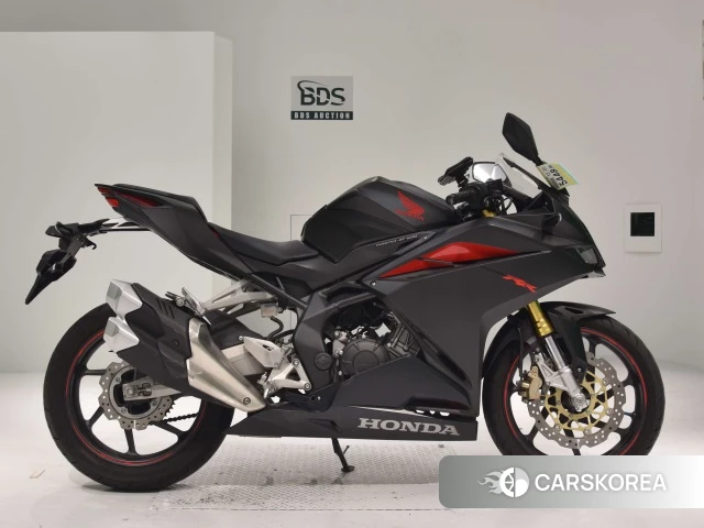 Проданный Honda CBR250RR 2017 из Японии