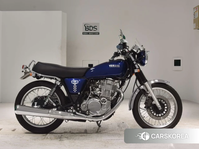 Проданный Yamaha SR400 2022 из Японии