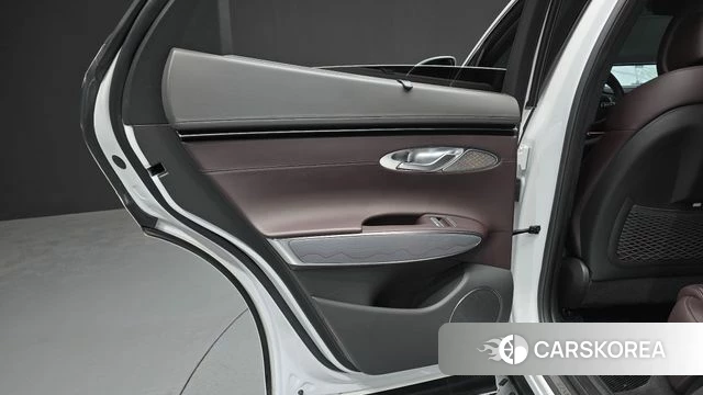 Genesis GV70 id 4423745 из Кореи 17
