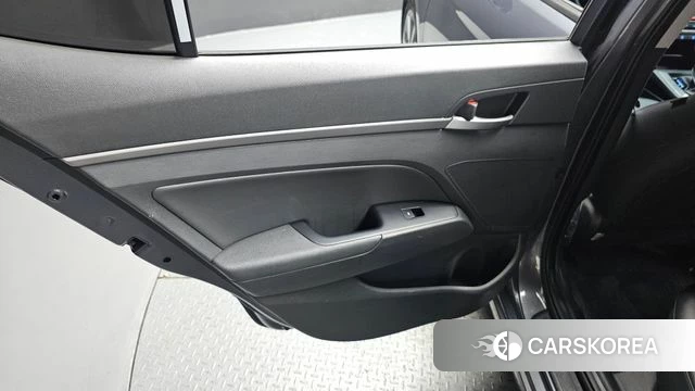 Hyundai Avante AD id 4581978 из Кореи 17