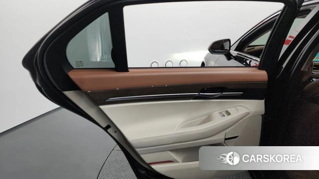 Genesis G90 id 4363214 из Кореи 17