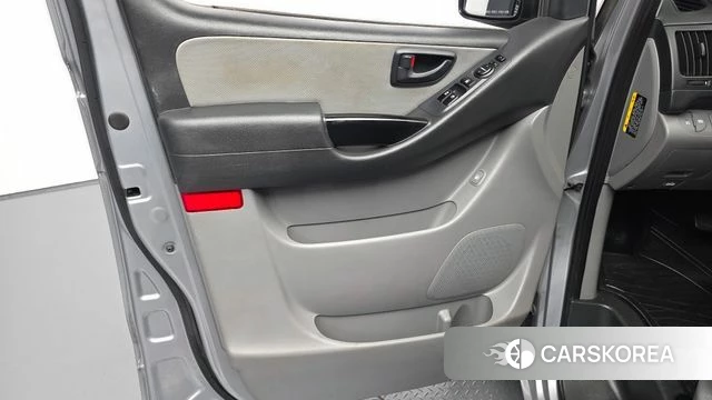 Hyundai The New Grand Starex id 4677943 из Кореи 17