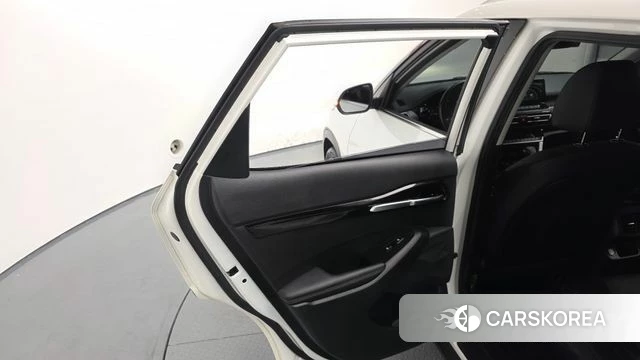 Kia Seltos id 4696989 из Кореи 17