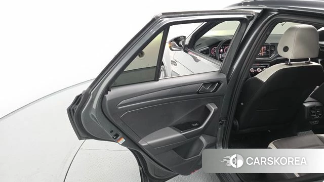 Volkswagen T-Roc id 4593774 из Кореи 17