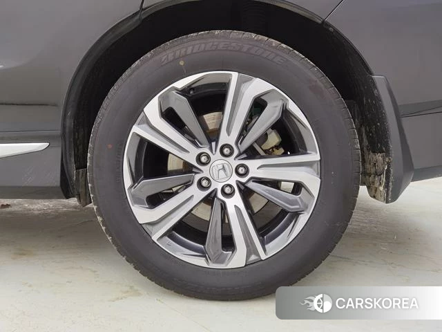 Honda UR-V id 4273900 из Китая 17