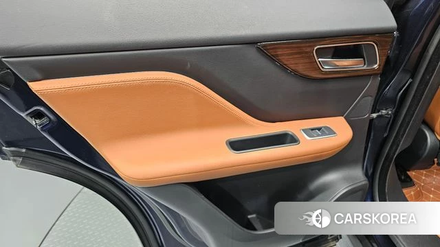 Jaguar F-PACE id 4742382 из Кореи 17