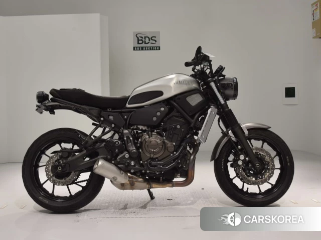 Проданный Yamaha XSR700 id 4176667 из Японии