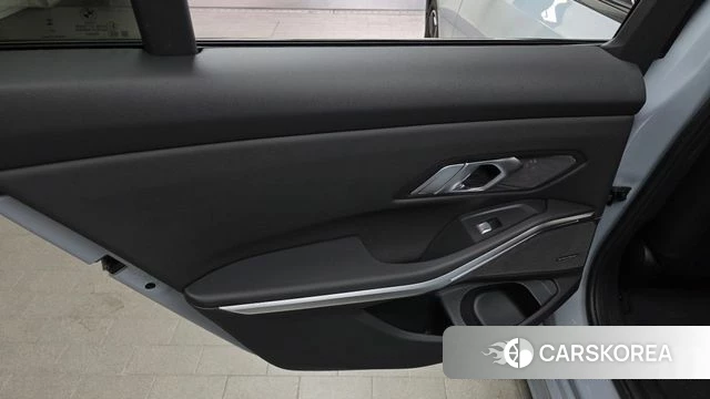 BMW 3 Series (G20) id 4748988 из Кореи 17