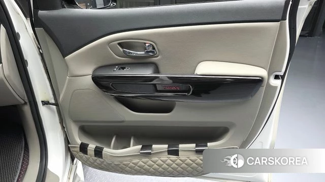 Kia The New Carnival id 4605127 из Кореи 17
