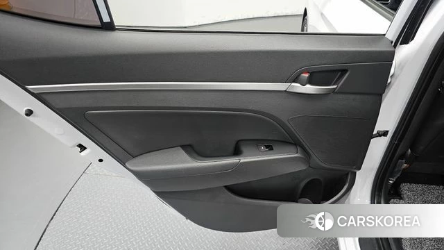 Hyundai The New Avante AD id 4530722 из Кореи 17