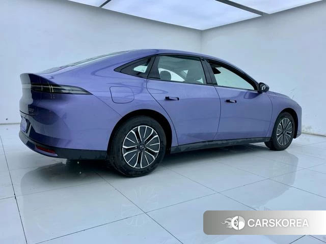 Nissan N6 id 4276385 из Китая 17