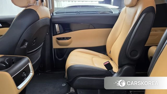 Kia Carnival 4th generation id 4324243 из Кореи 17