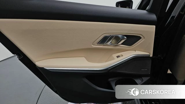 BMW 3 Series (G20) id 4488060 из Кореи 17